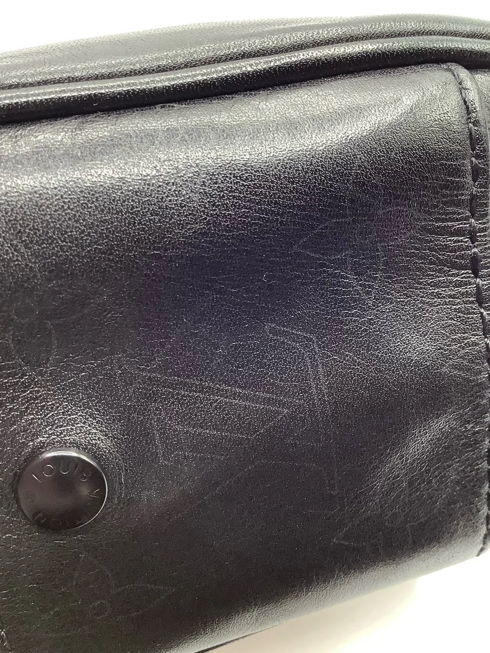 Louis Vuitton Mini Zip Around Pouch in Black Leather - Black Shadow Monogram